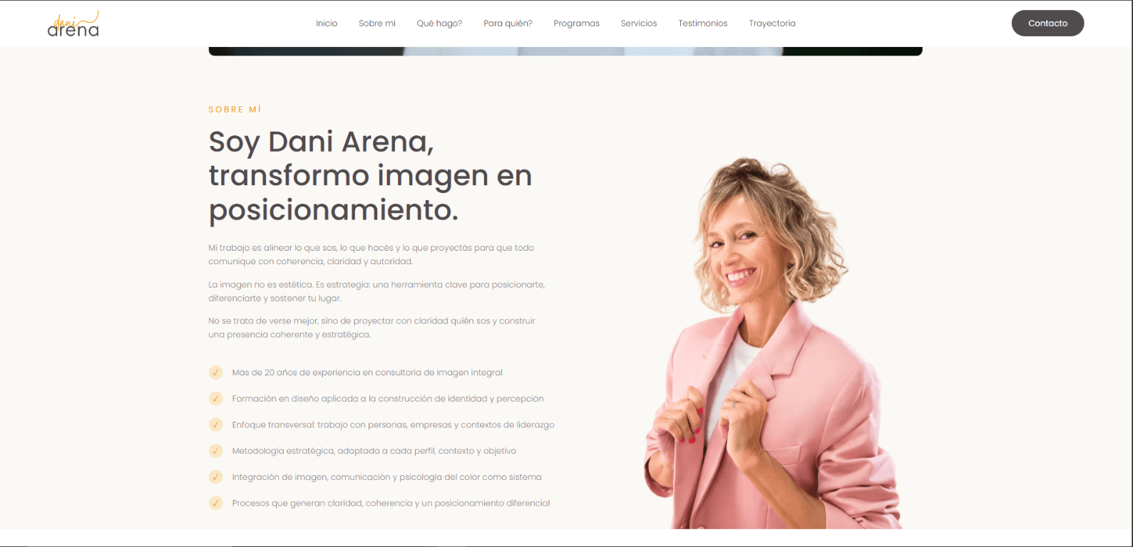 Sección de presentación profesional de Dani Arena